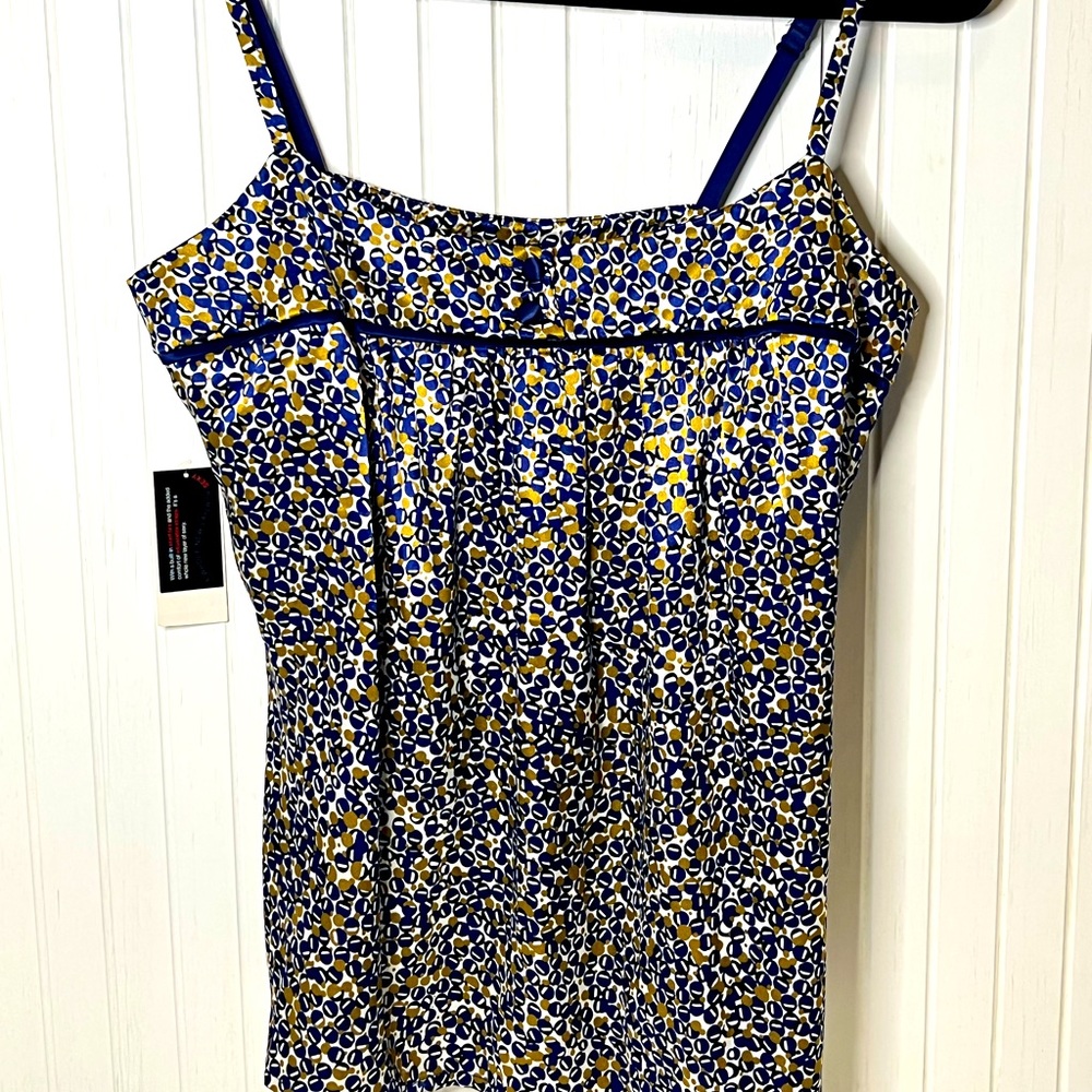 NWT- New York &  Company dressy tank sz Small